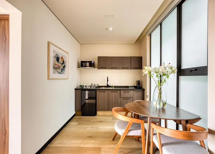 Casa Tokio