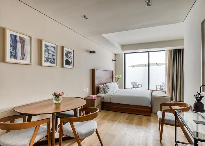 Casa Tokio Aparthotel