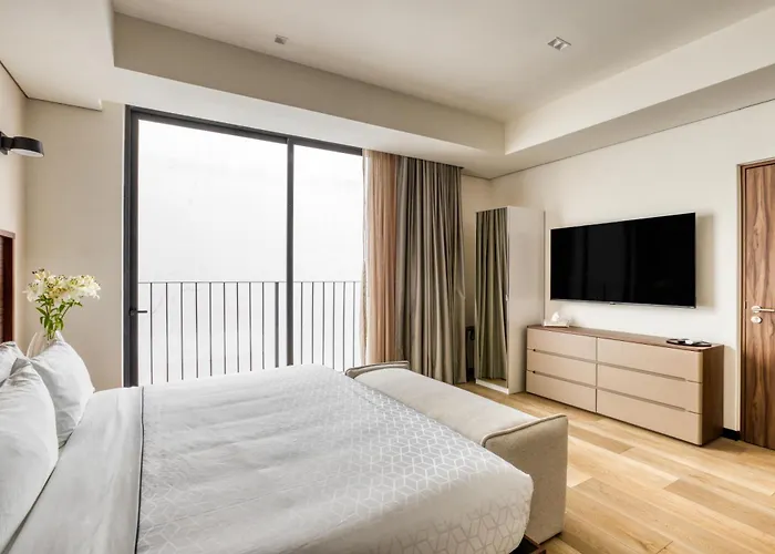 Casa Tokio Aparthotel 4*