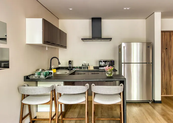 Casa Tokio Aparthotel 4*